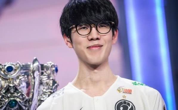 快船始终没 快船始终没