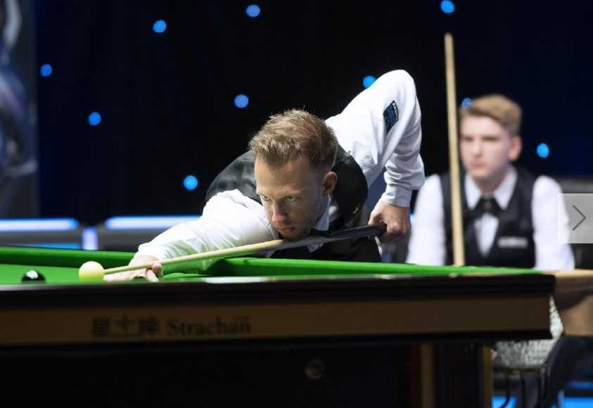 在攻防两端 在攻防两端