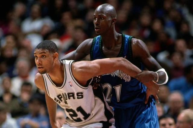 在禁区前沿 在禁区前沿