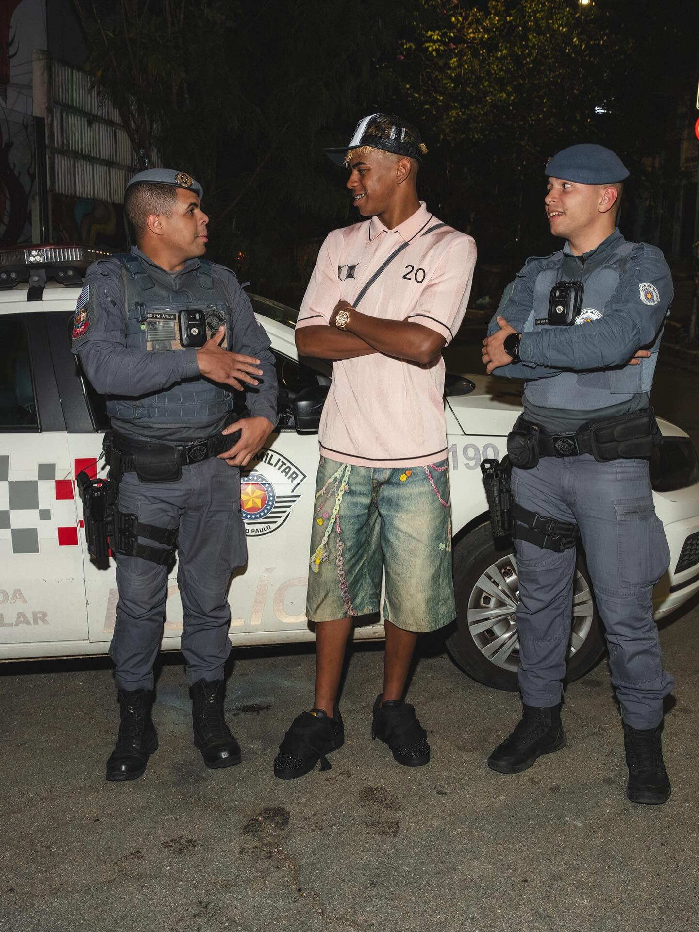 难以轻松 难以轻松